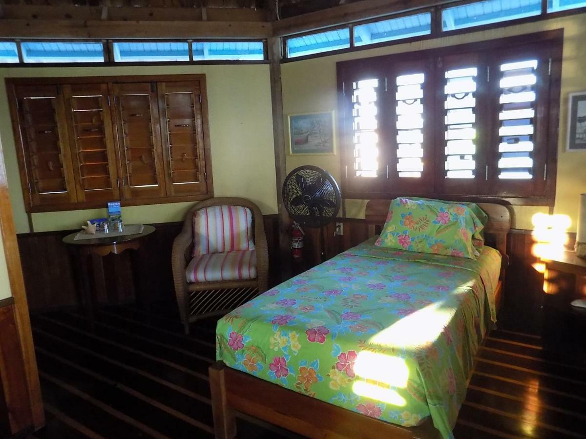 Mango Creek Lodge Port Royal Eksteriør bilde